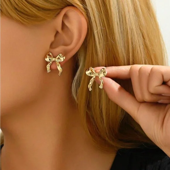 Gold Coquette Bow Earrings - Picture 3 of 5
